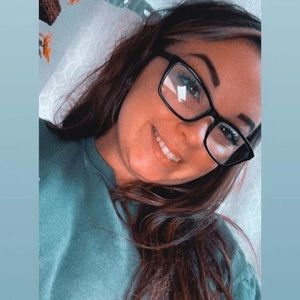 Meet your Posher, Haley